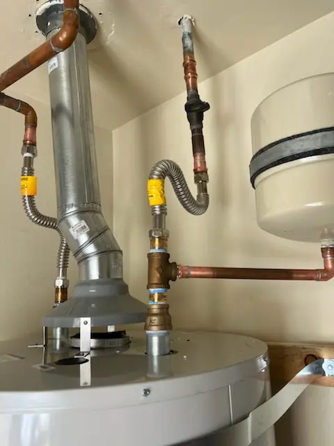 Water heater installation and plumbing repair in Southwinds